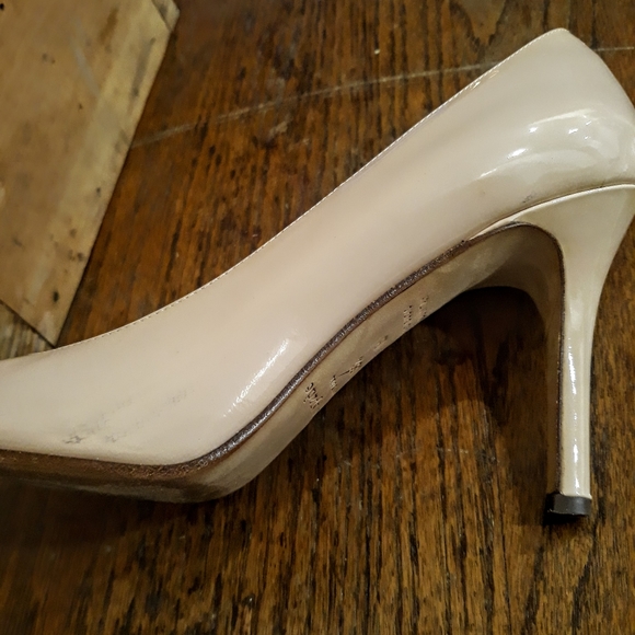 Kate Spade Karolina classic patent leather pumps - Picture 8 of 8